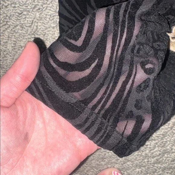 I.AM.GIA AMENA TOP - Picture 6 of 9